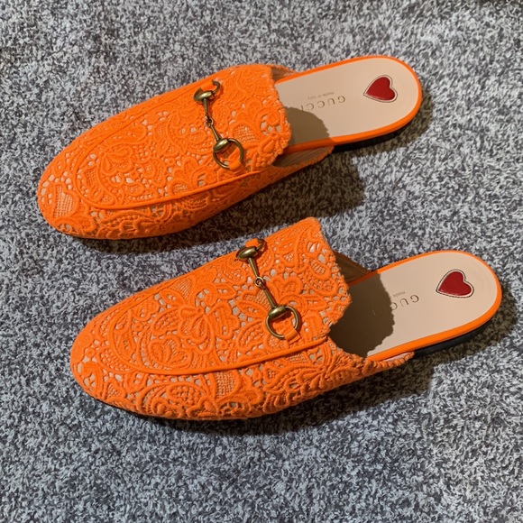 Gucci Lace Floral Princetown - Picture 5 of 16